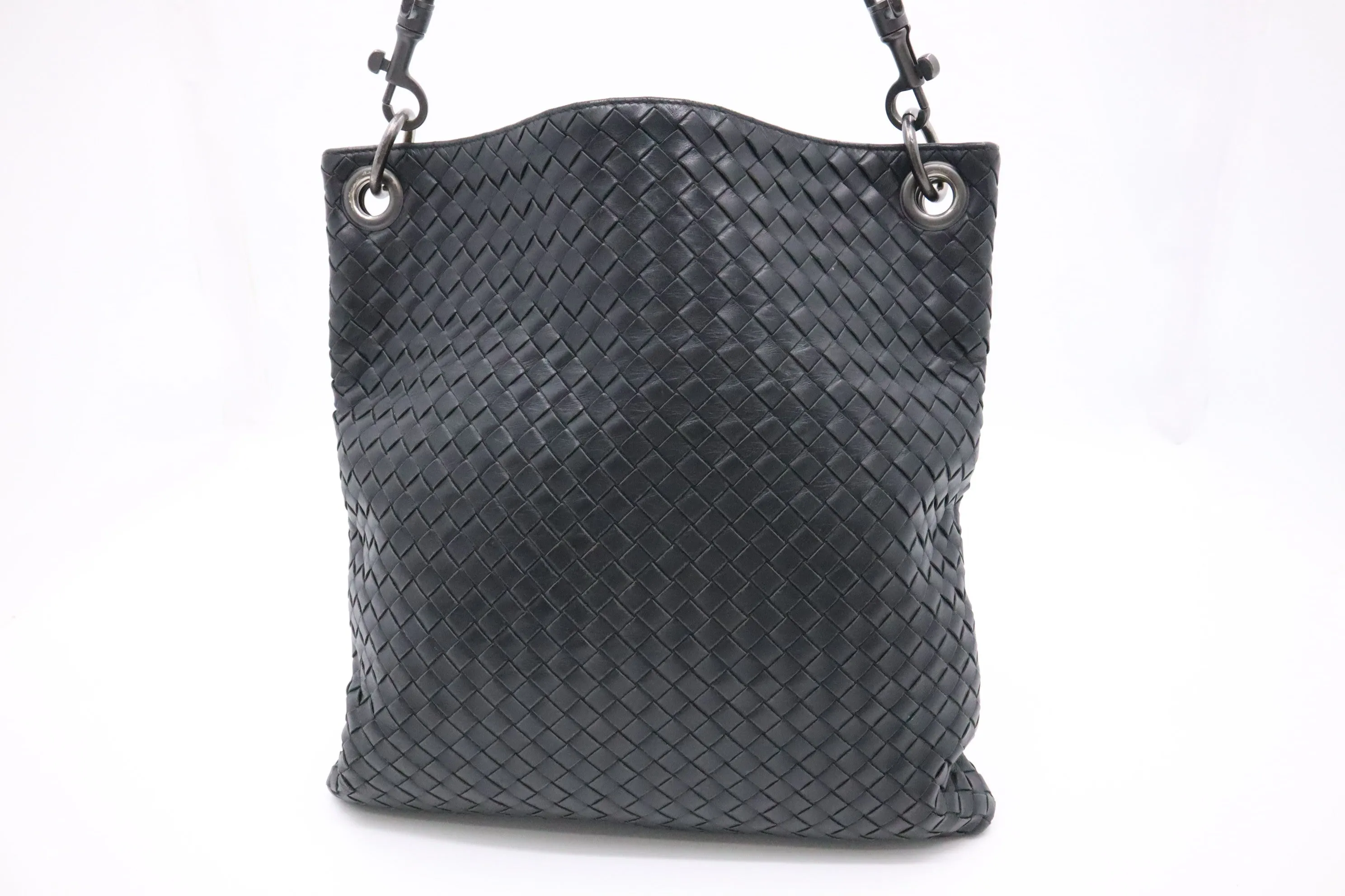 Bottega Veneta Crossbody Bag in Black Intrecciato Leather