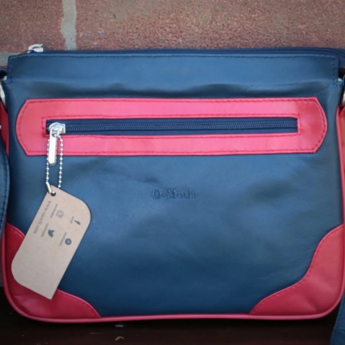 Dublin Unisex Cross Body Bag - Soft Leather Navy Blue / Red Bag