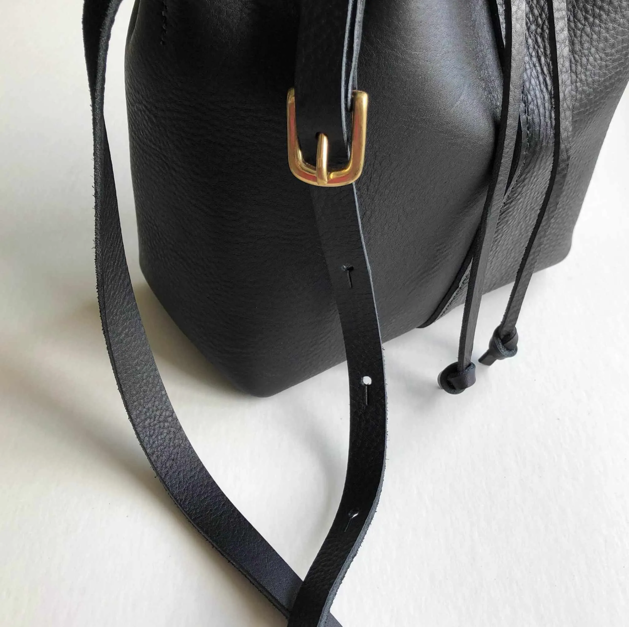 Nomad Midi Black Leather Bucket Bag