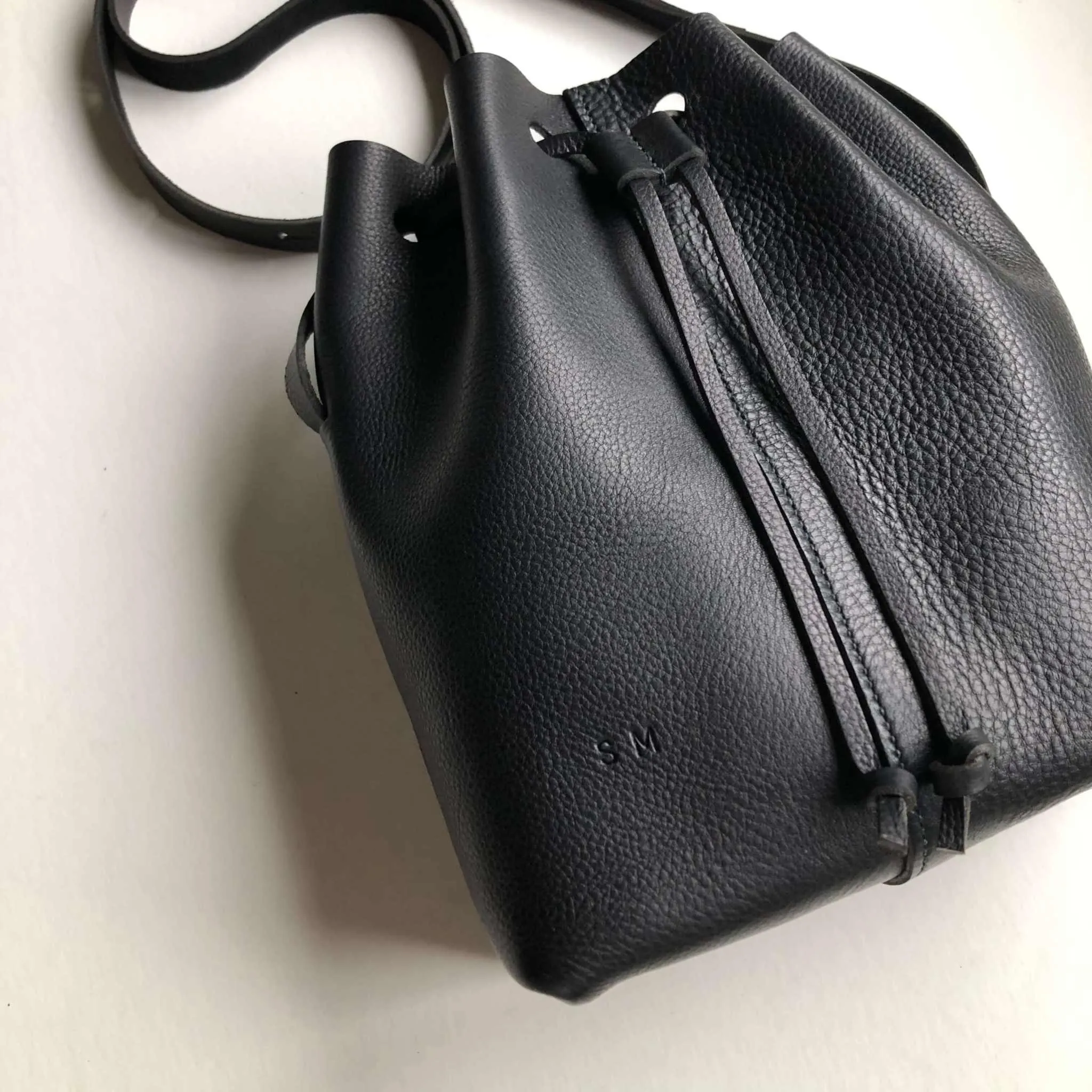 Nomad Midi Black Leather Bucket Bag