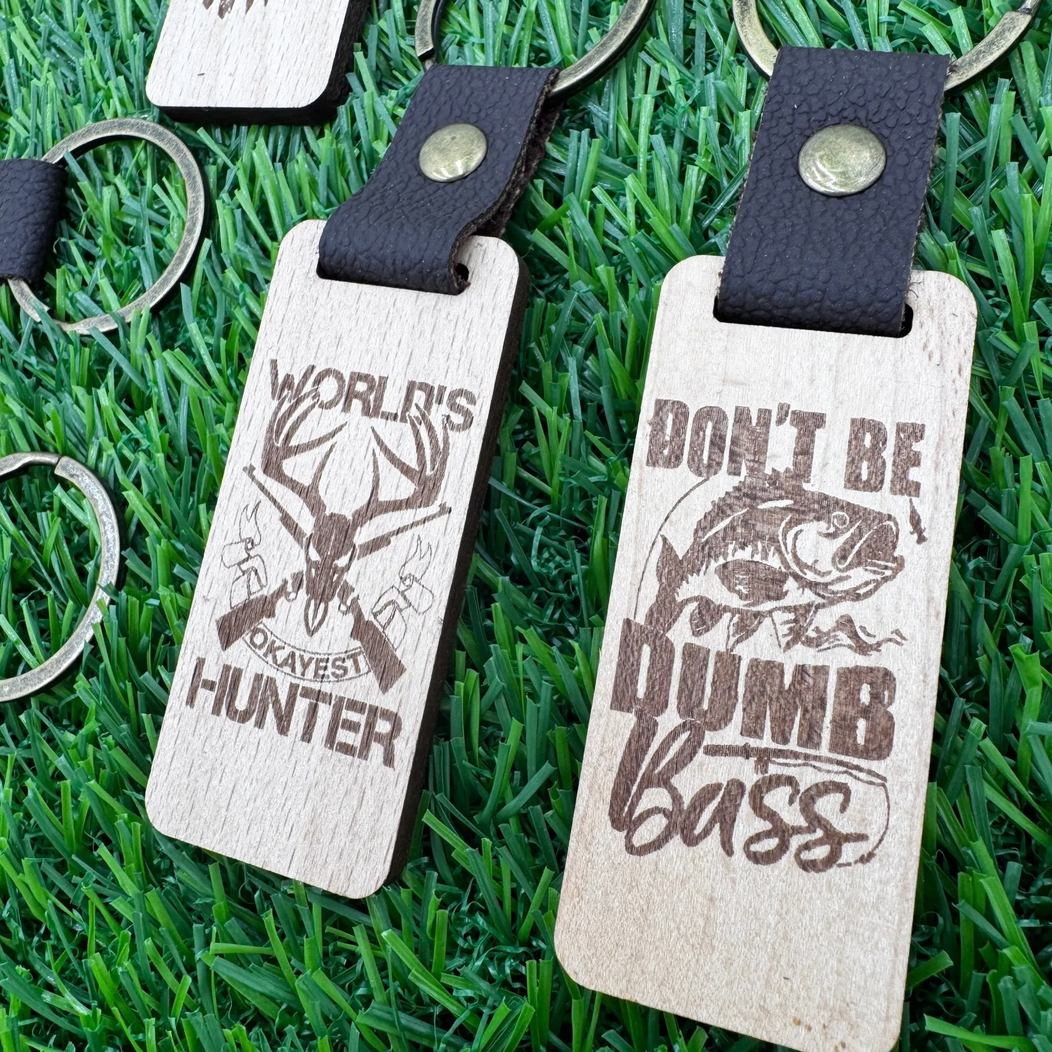 Outdoor-Themed Wooden Keychains with Leather & Metal – 5 Fun Designs