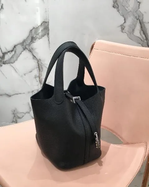 Pico Classic Bucket Bag